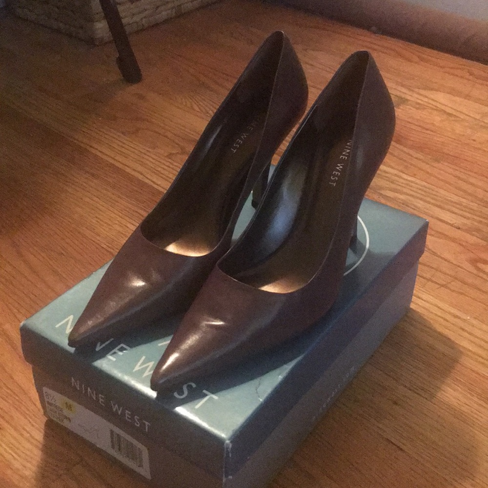 Brown Leather Nine West Freda Pointy Toe Heels